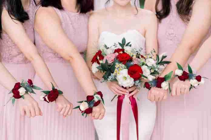 Learning How To Choose Flowers for Your Wedding Hand Bouquet